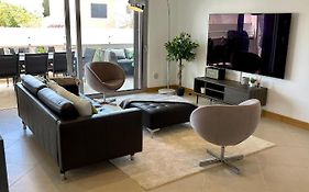 Beach condo Porto mós (sea view)